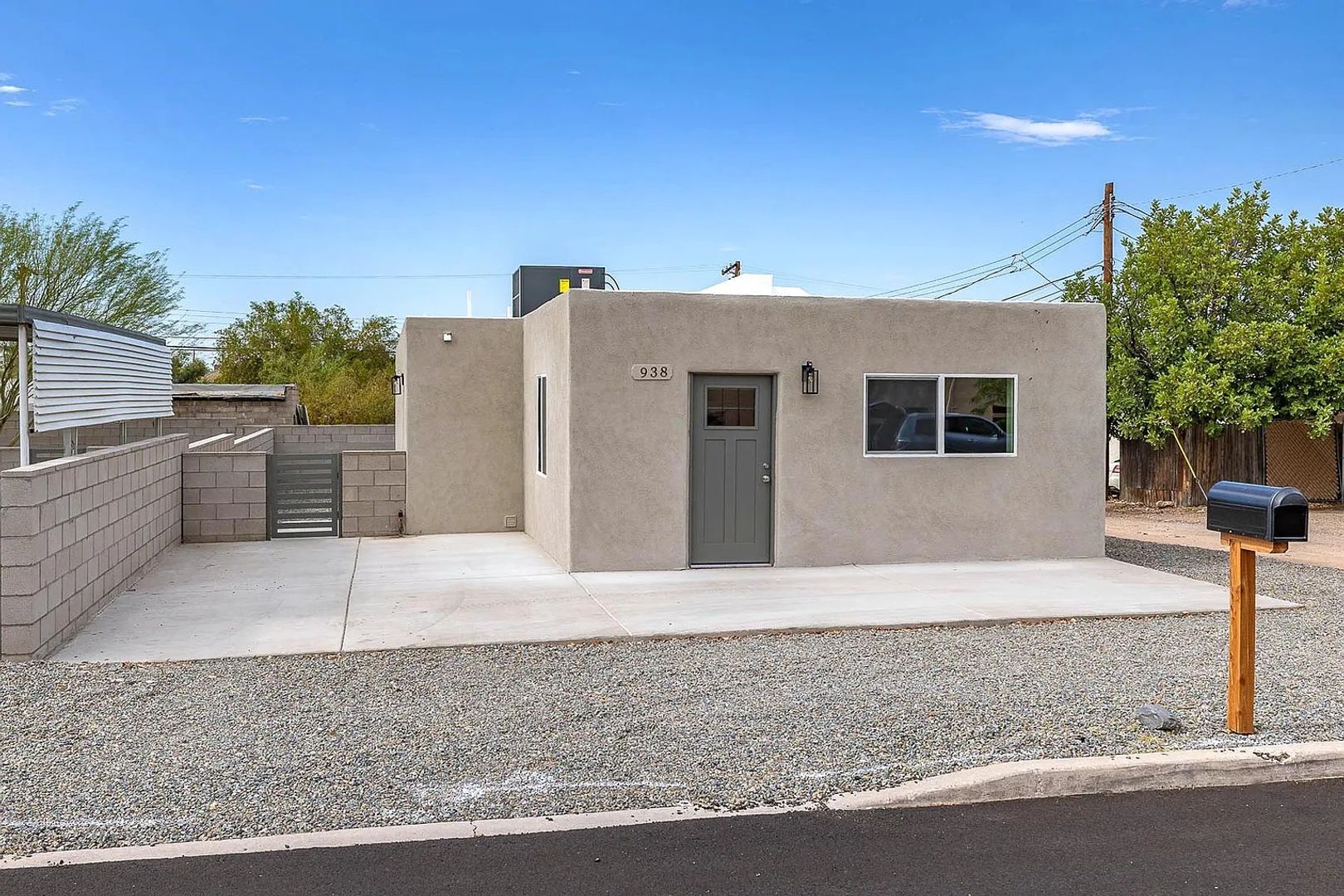 Tucson Apartment: 938 E. Waverly St.