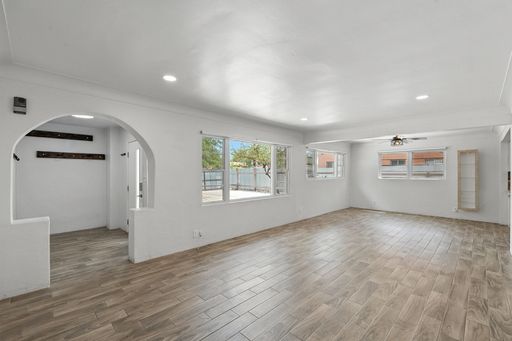 Now Pre-leasing for August 2027! Stunning 4 bed, 2 bath home near UofA Campus – photo 1