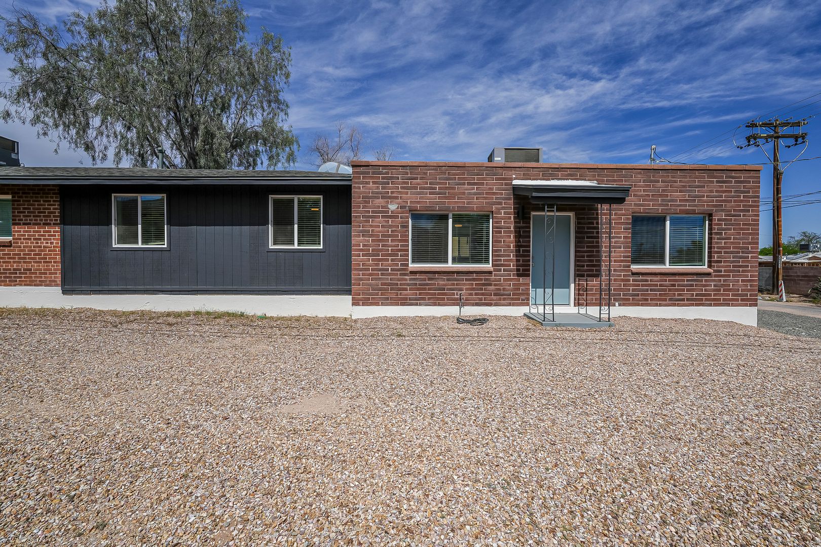 Tucson Apartment: 1445 E. Elm St.