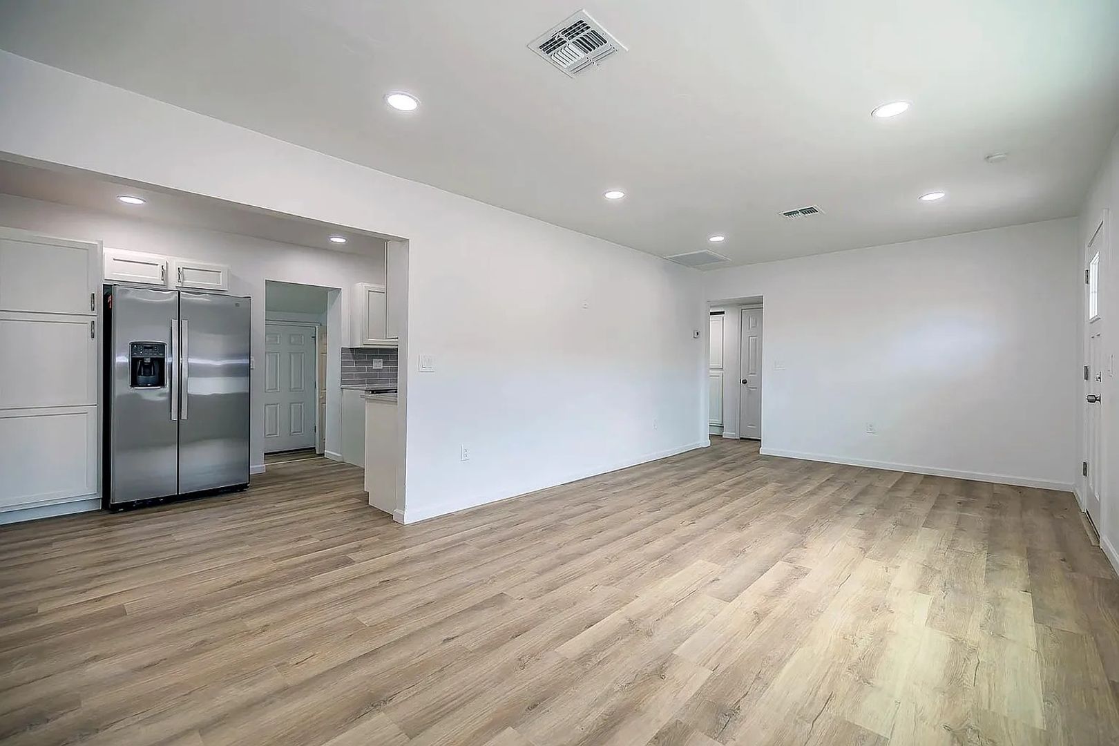 Tucson Apartment: 948 E. Waverly St.