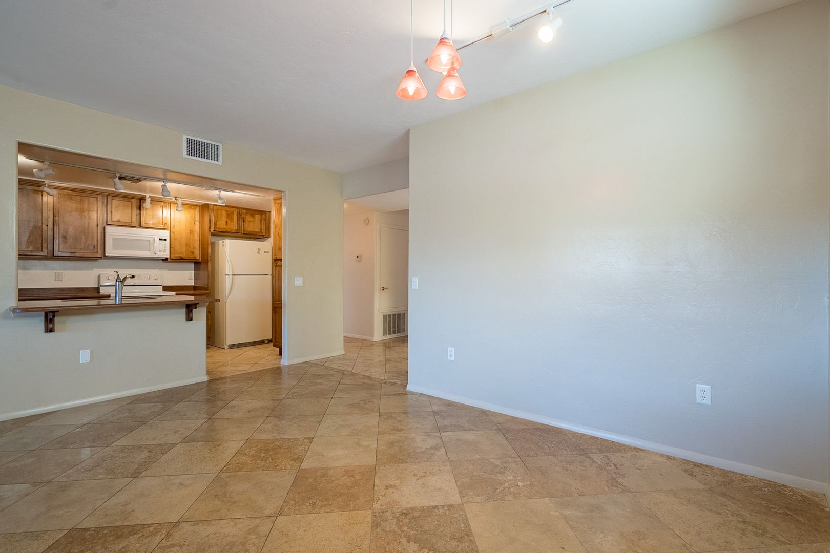 Tucson Apartment: 638, 640, 642 E. Lester St.