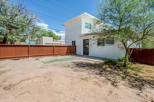 Now Pre-leasing for August 2027! Walking distance to campus!! Sam Hughes neighborhood! – photo 1
