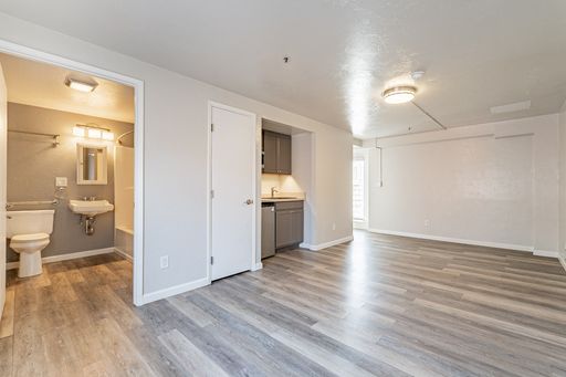 Updated studio near UofA Preleasing NOW for August 2026! – photo 1