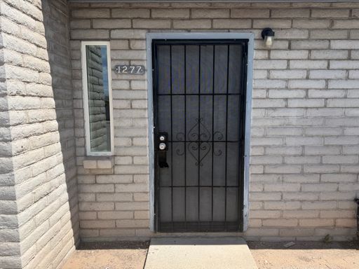 1277 N WALNUT – photo 1