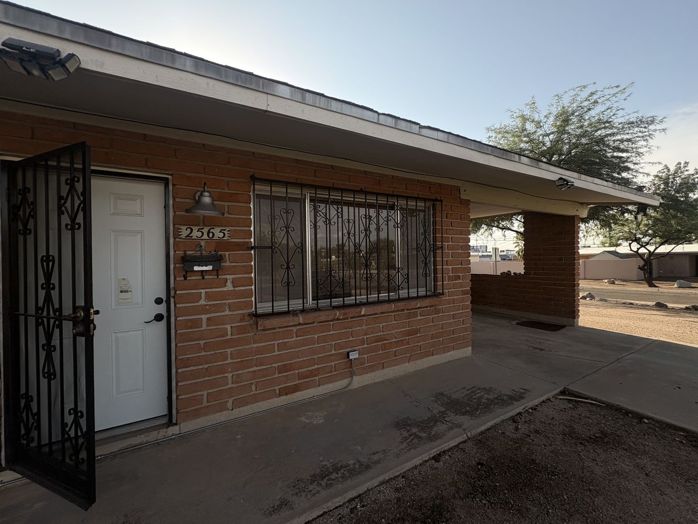 TUCSON House: 2565 N EUCLID AVE