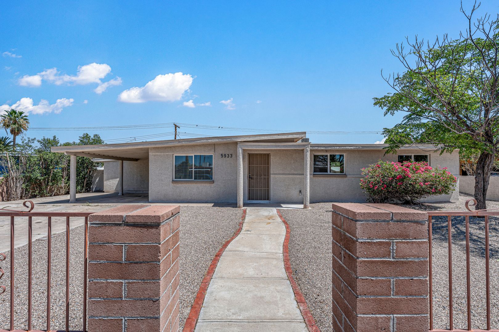 Tucson House: 5933 E 34th St