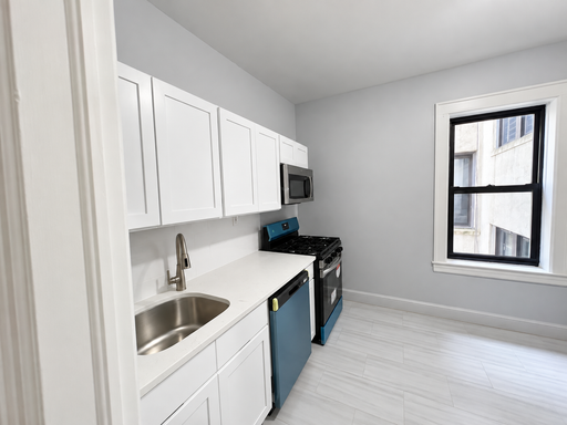 Apartment For Rent in Bloomfield!! Spacious 1-BDRM Near Bloomfield Center and Train!! – photo 1