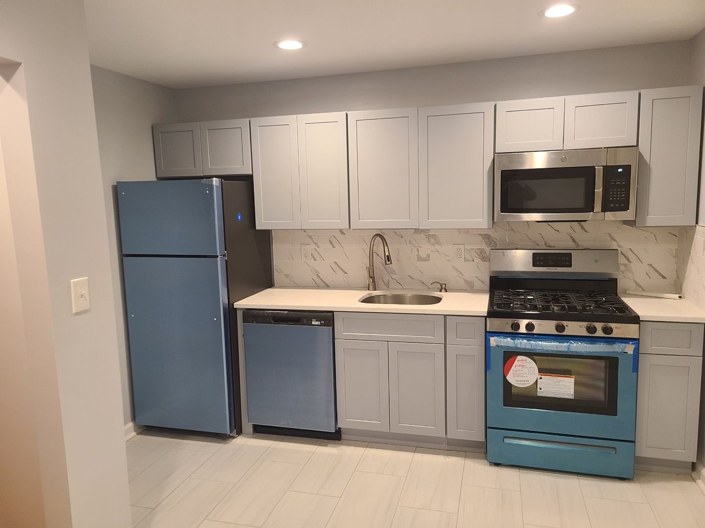 New Providence Apartment: 48 Southgate Road