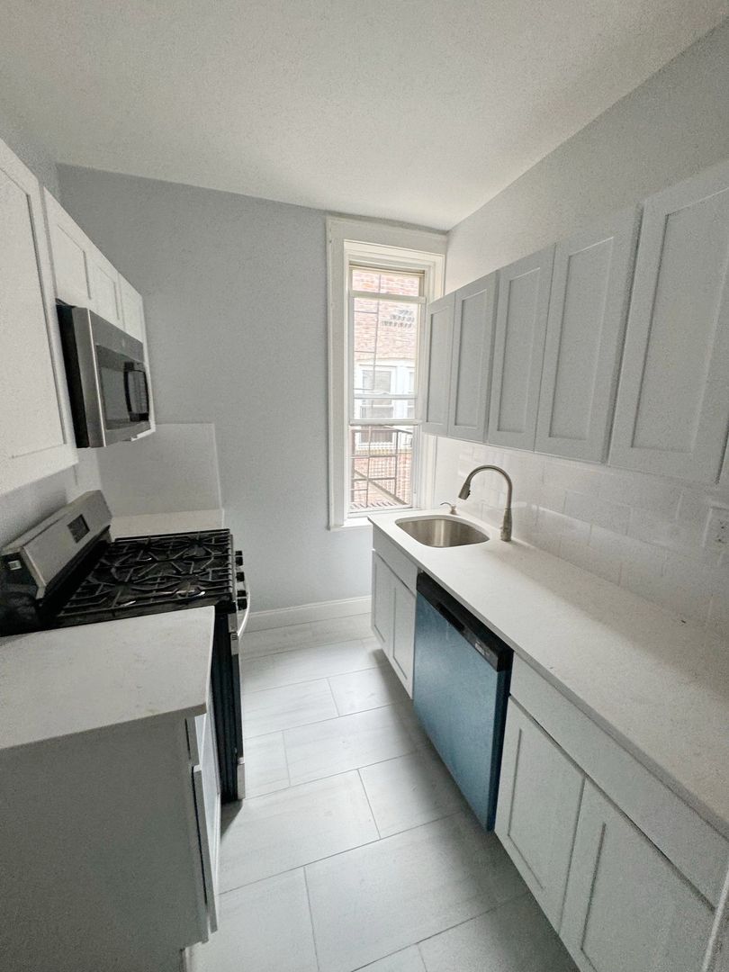 Bloomfield Apartment: 24 Jersey Street