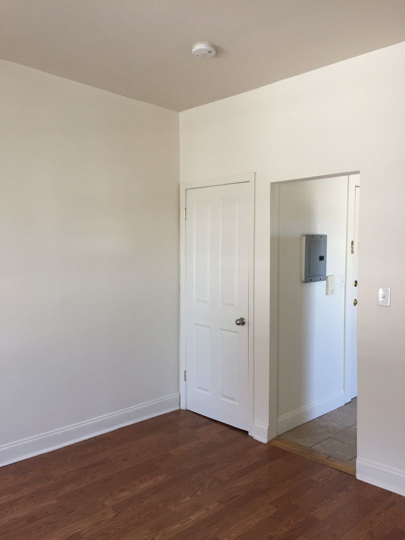 Weehawken Apartment: 4614 Park Avenue