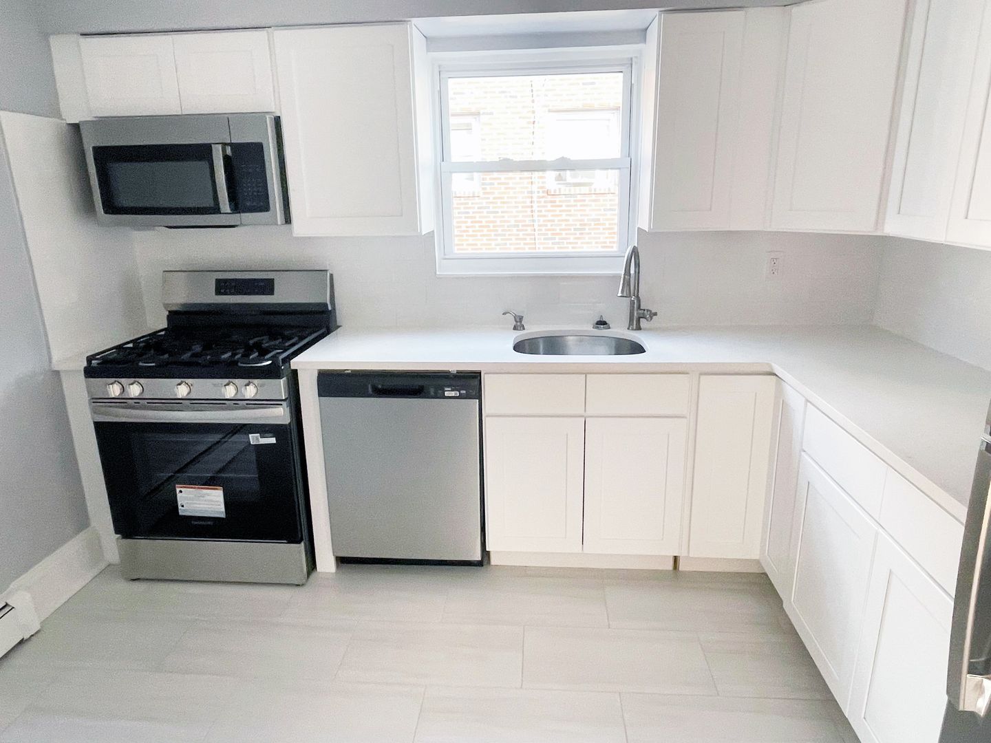 Lyndhurst Apartment: 130-134 Stuyvesant Avenue