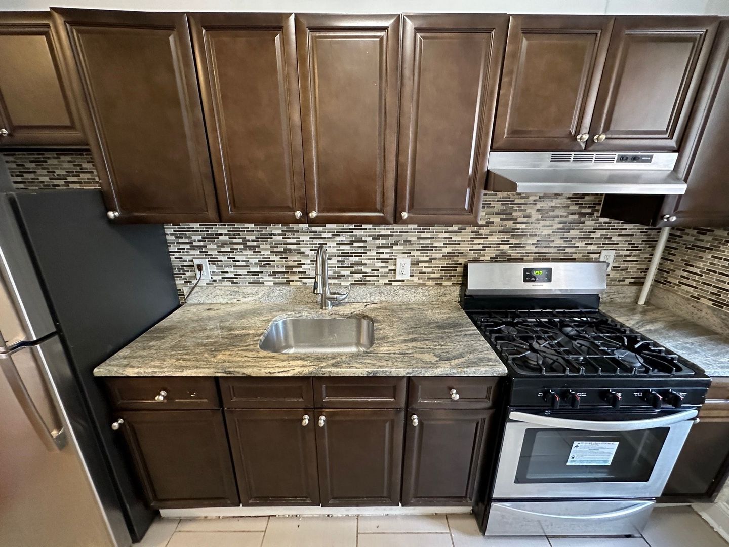 Union City Apartment: 1415 Palisade Avenue