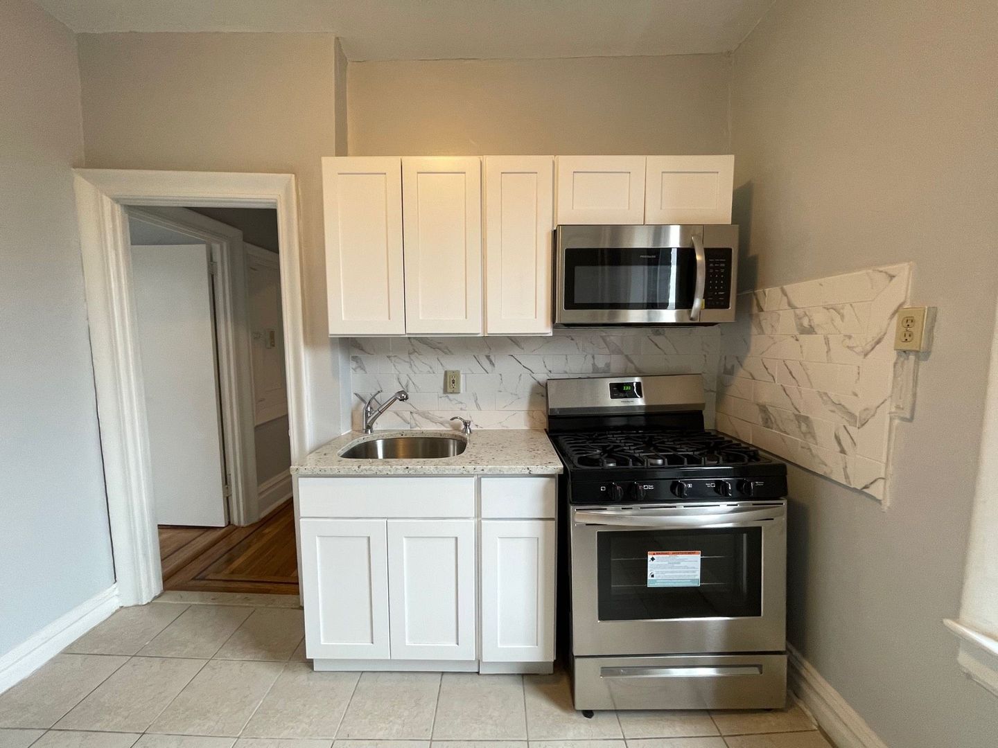 Jersey City Apartment: 321 Fairmount Avenue