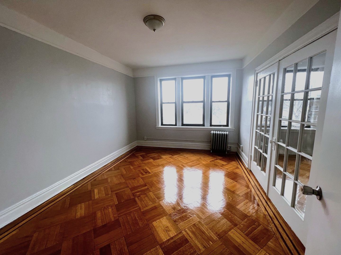 Bayonne Apartment: 930 Avenue C