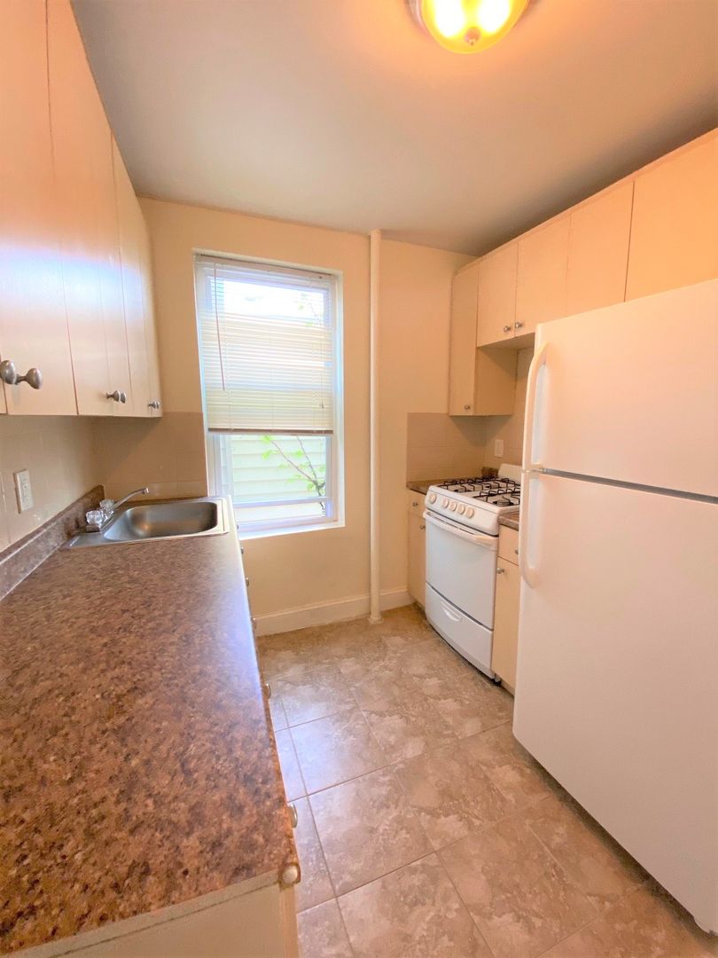 Weehawken Apartment: 4614 Park Avenue