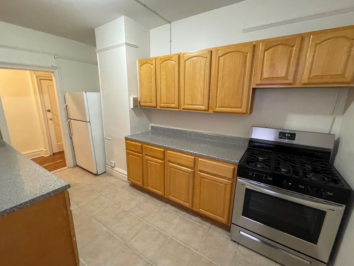 Jersey City Apartment: 110 Glenwood Avenue
