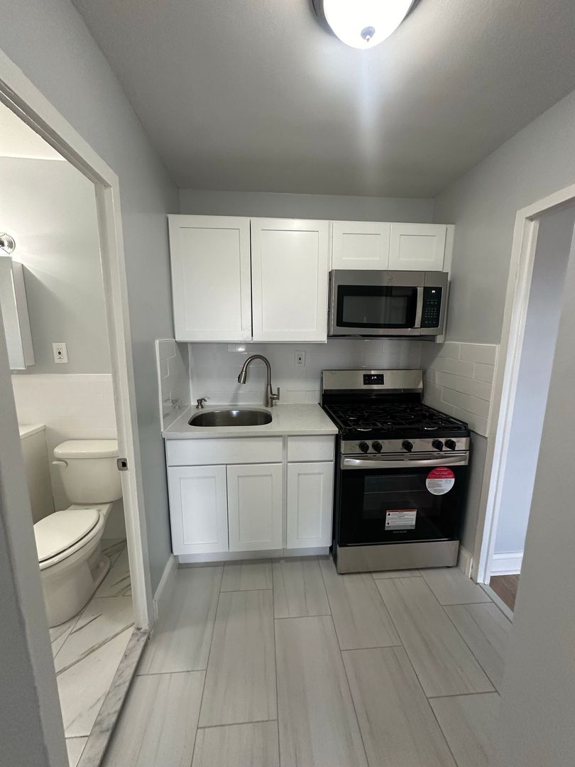 Weehawken Apartment: 117 Parkview