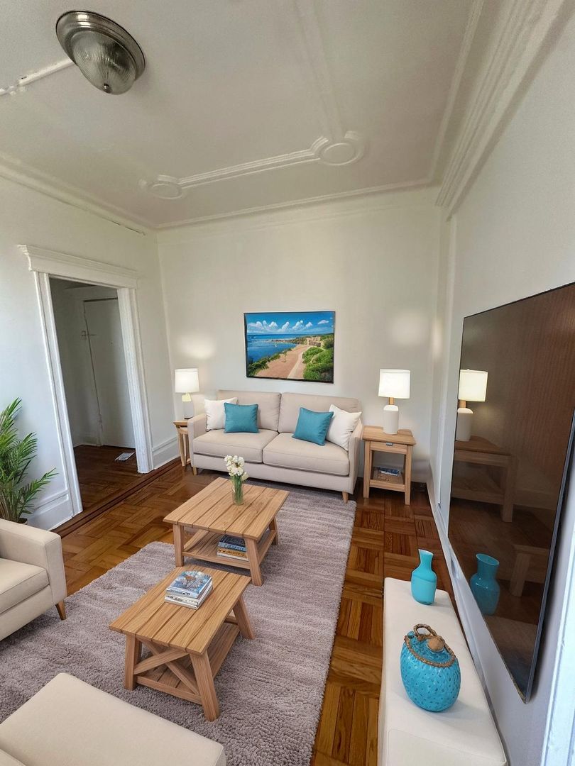 Union City Apartment: 4603 Hudson Avenue