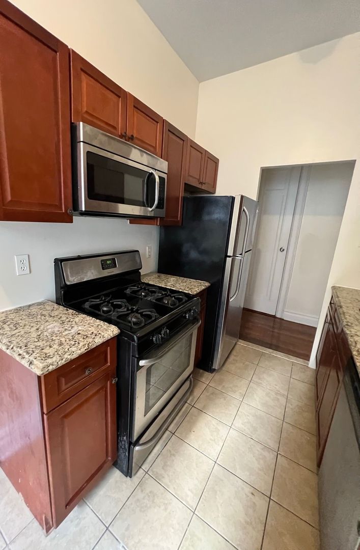 Jersey City Apartment: 2801 Kennedy Blvd