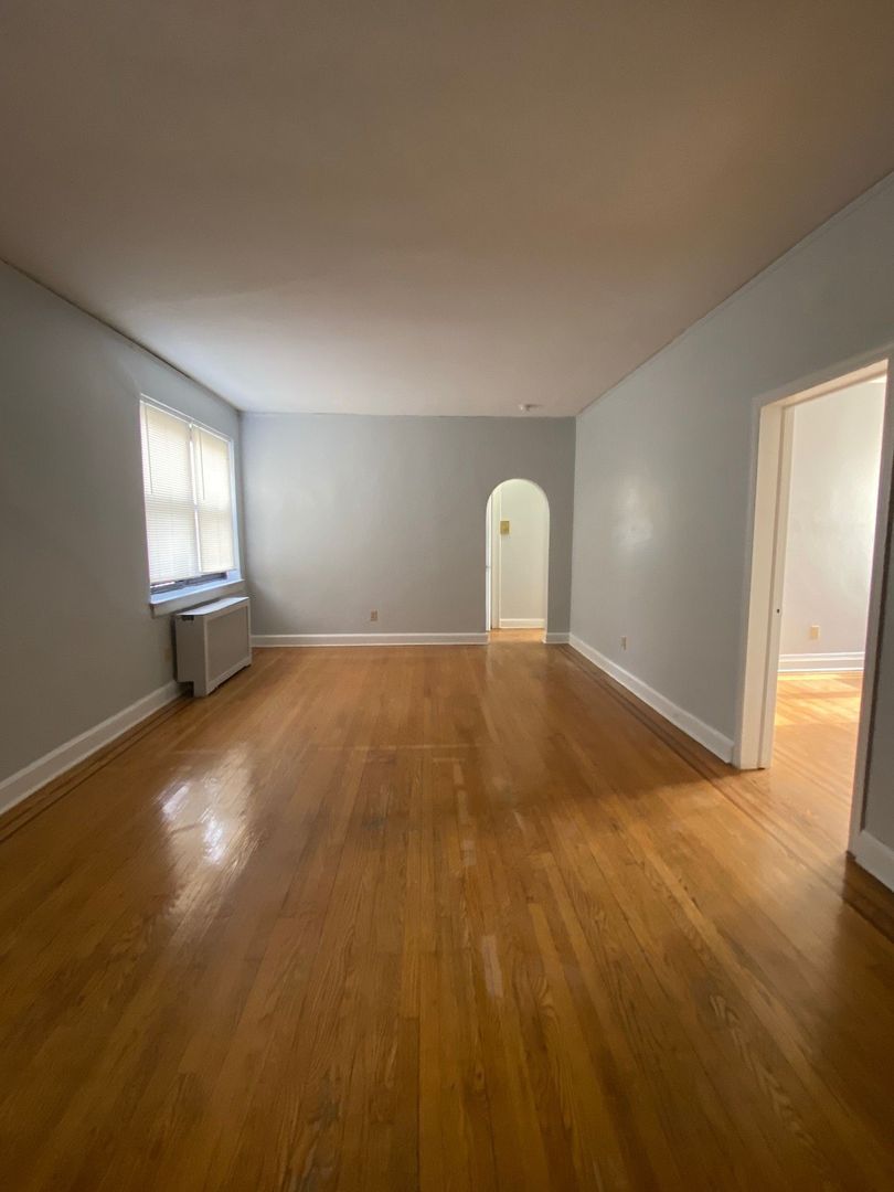 Palisades Park Apartment: 1 West Palisades Blvd