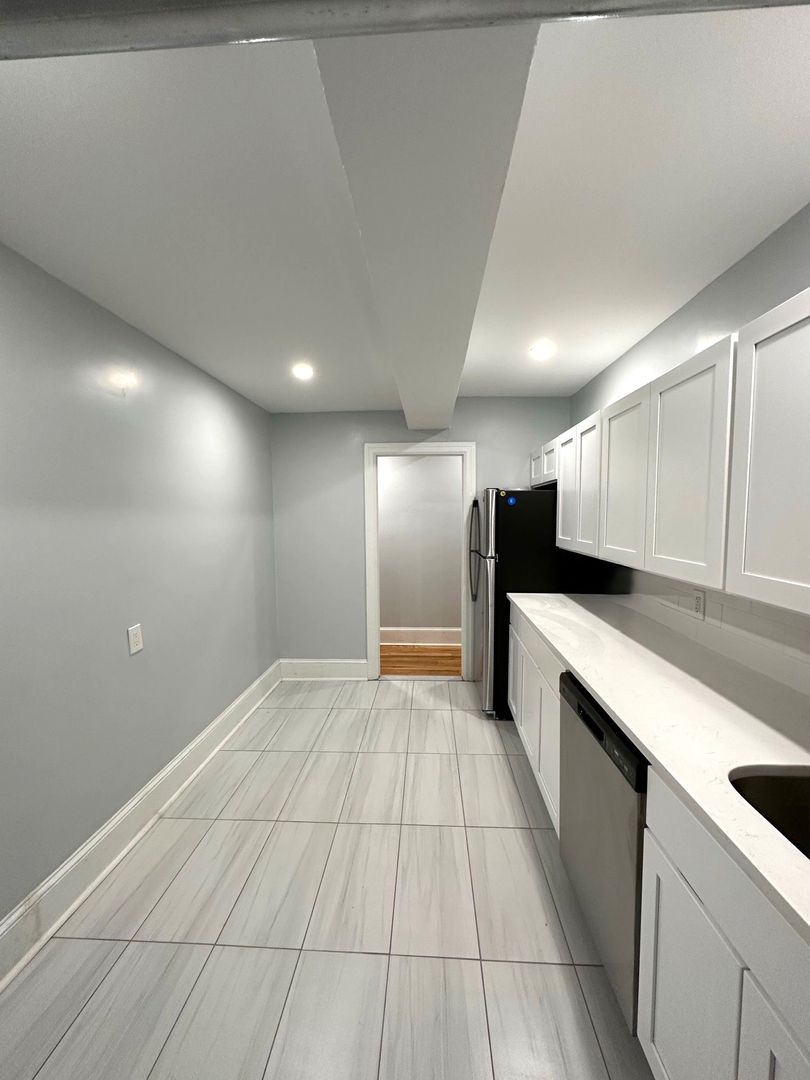 Bergenfield Apartment: 1 Murray Hill Terrace