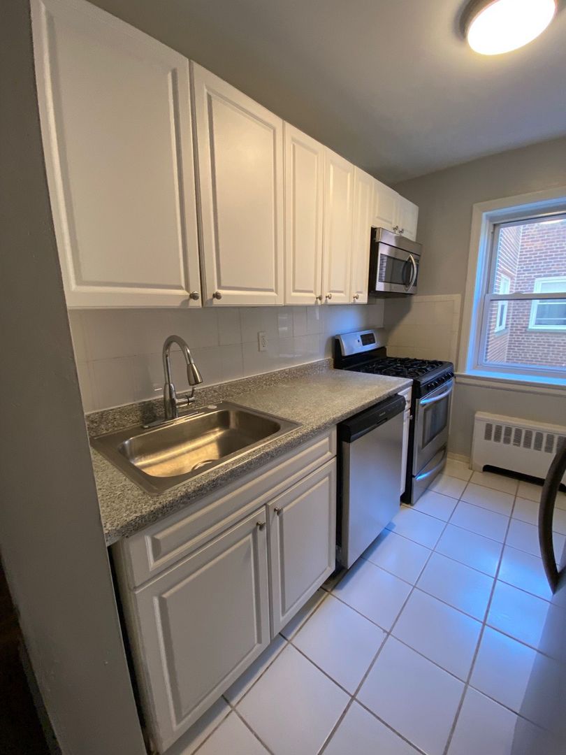 West New York Apartment: 1-9 62nd Street