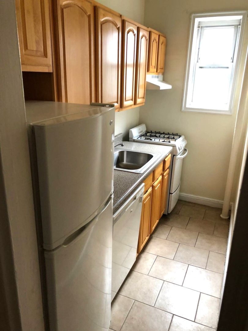 Jersey City Apartment: 20 Tonnele Avenue