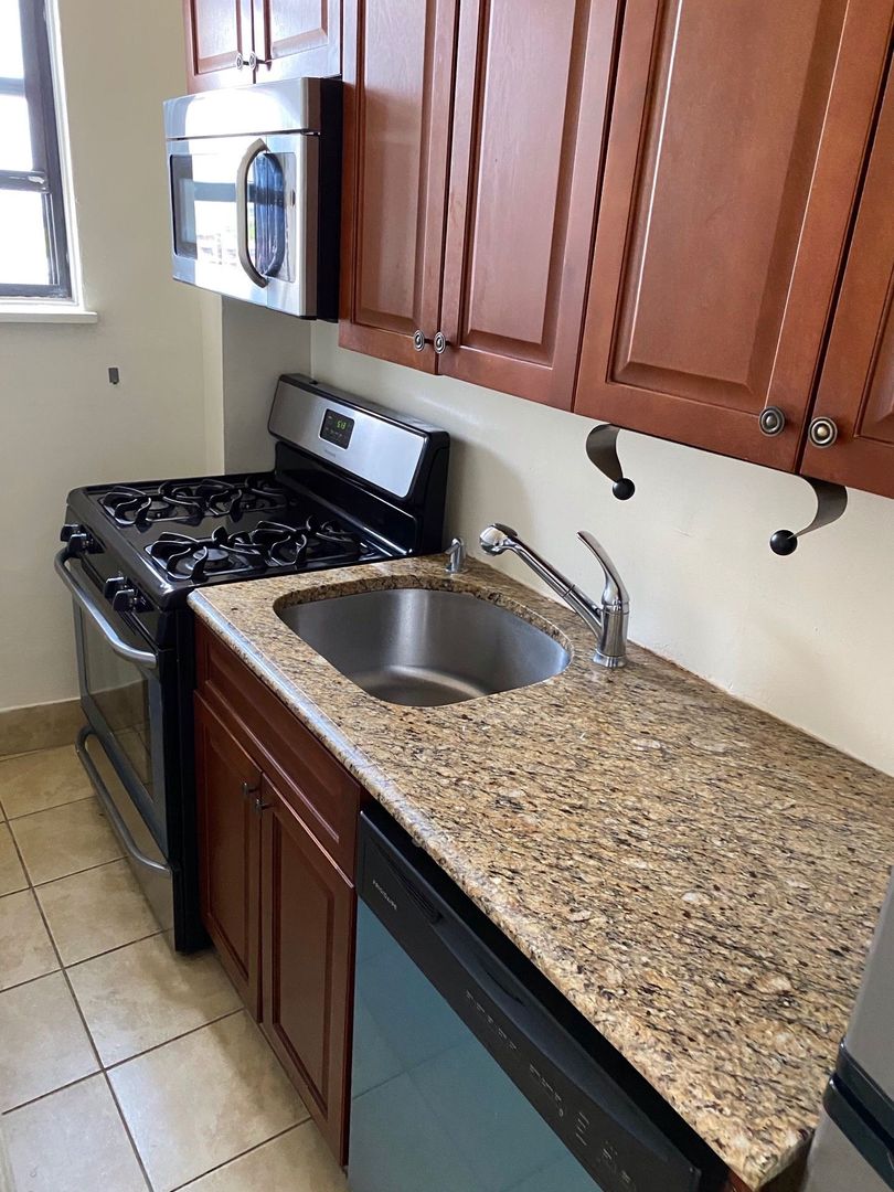Jersey City Apartment: 2801 Kennedy Blvd
