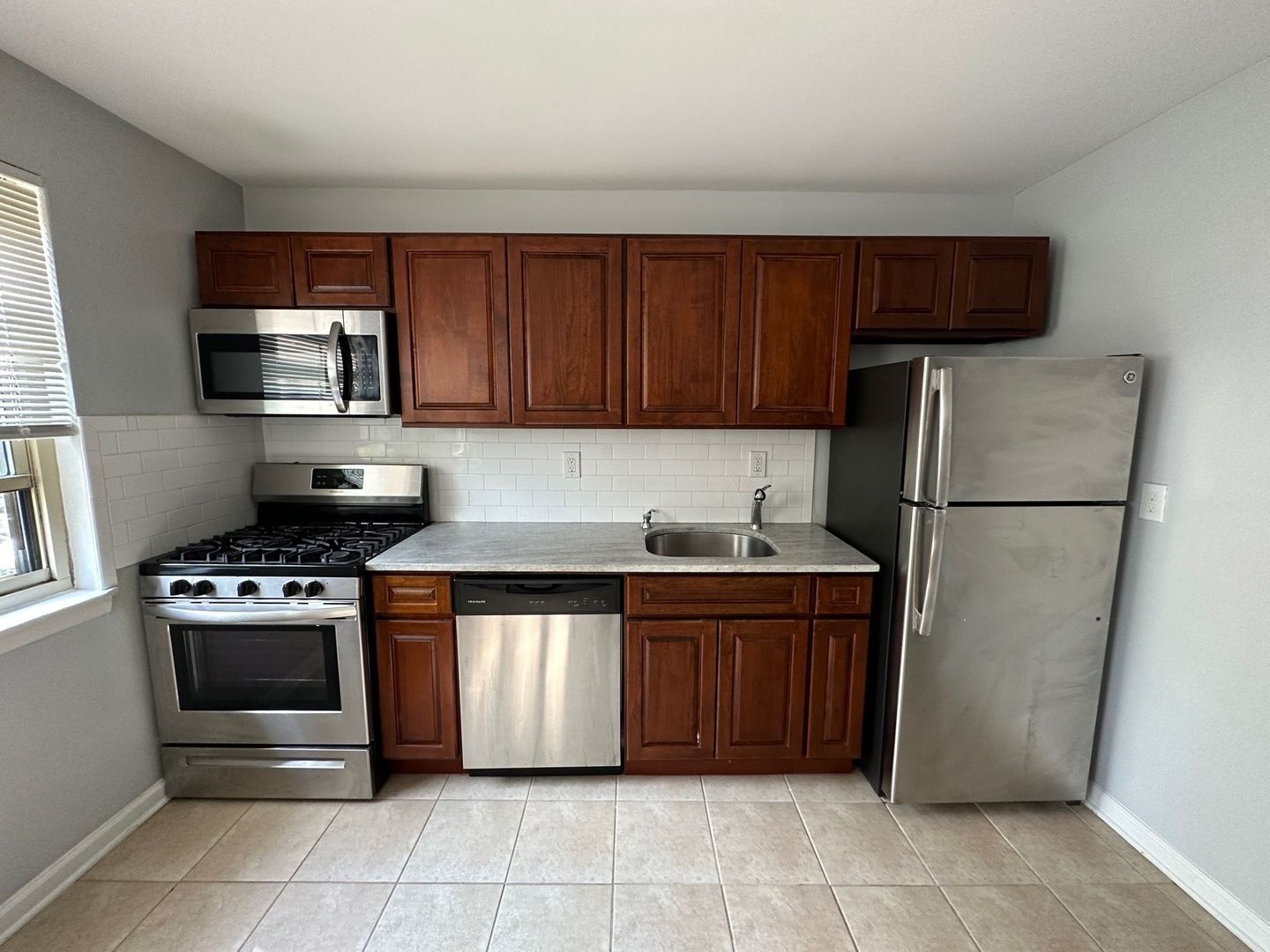 New Providence Apartment: 48 Southgate Road