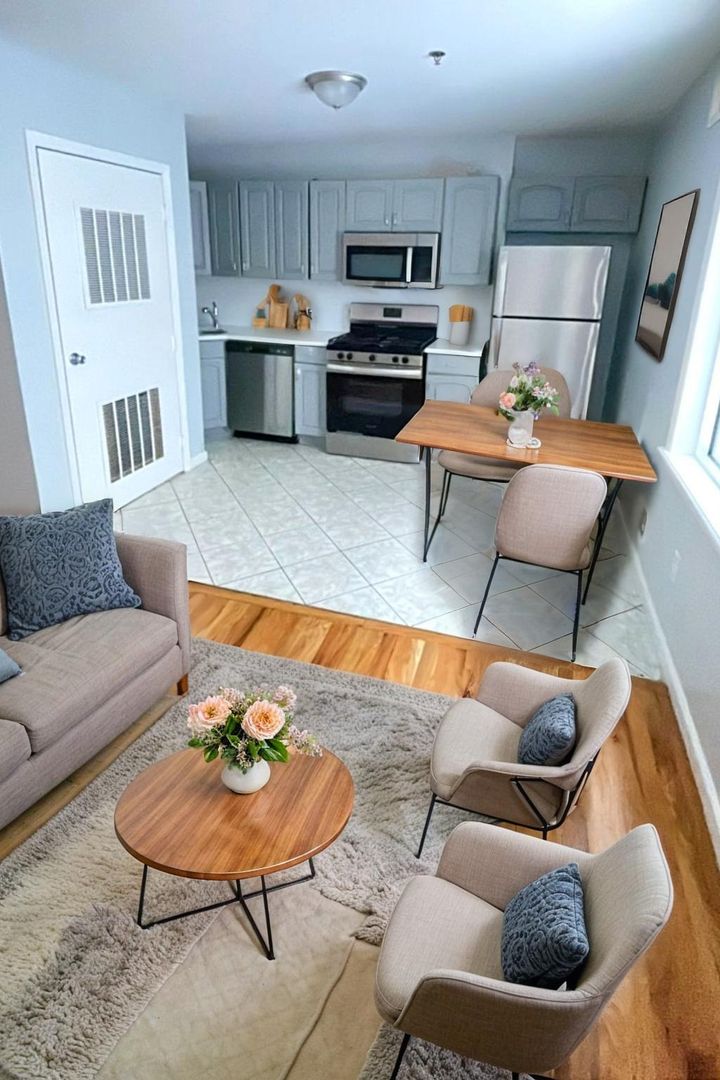 Union City Apartment: 812 New York Avenue