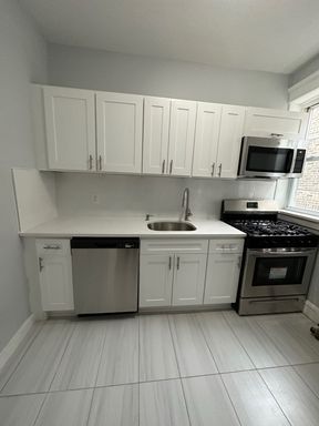 Spacious 2-Bedroom Apartment Available! – photo 1