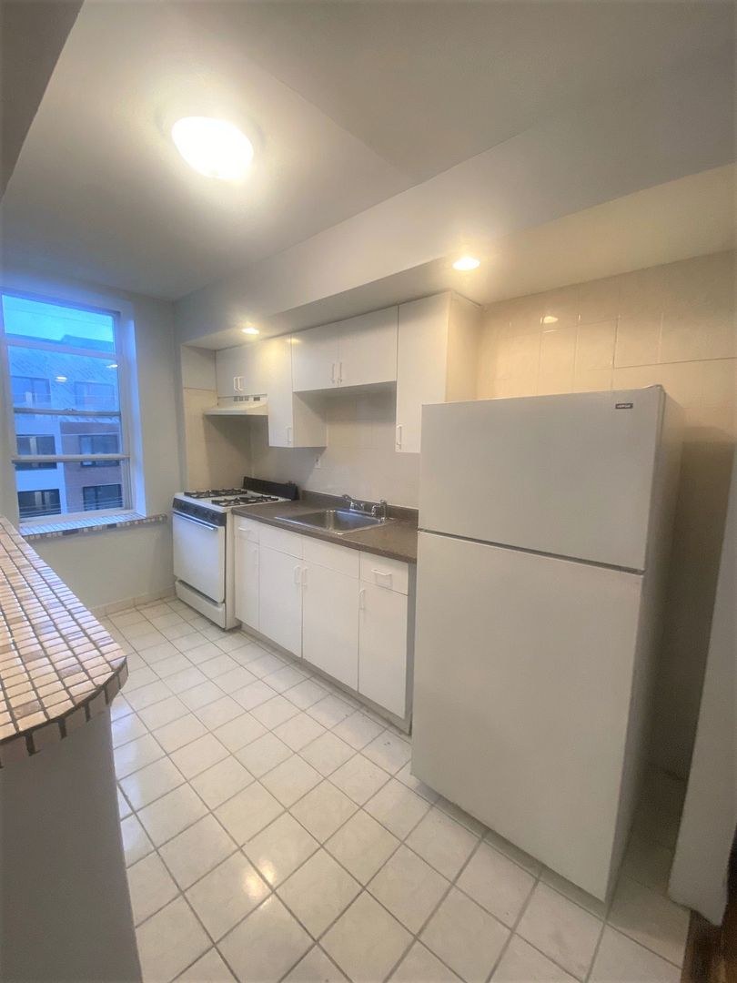 Union City Apartment: 1415 Palisade Avenue