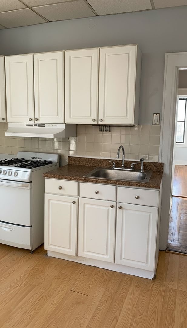 Union City Apartment: 801 21st Street