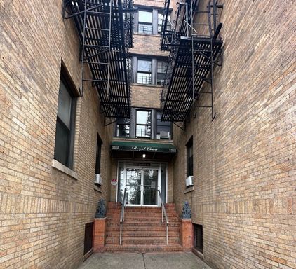 Spacious 1-Bedroom Apartment Available For Rent!