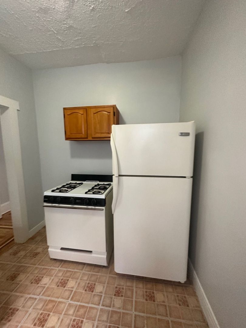 Weehawken Apartment: 24 50th Street
