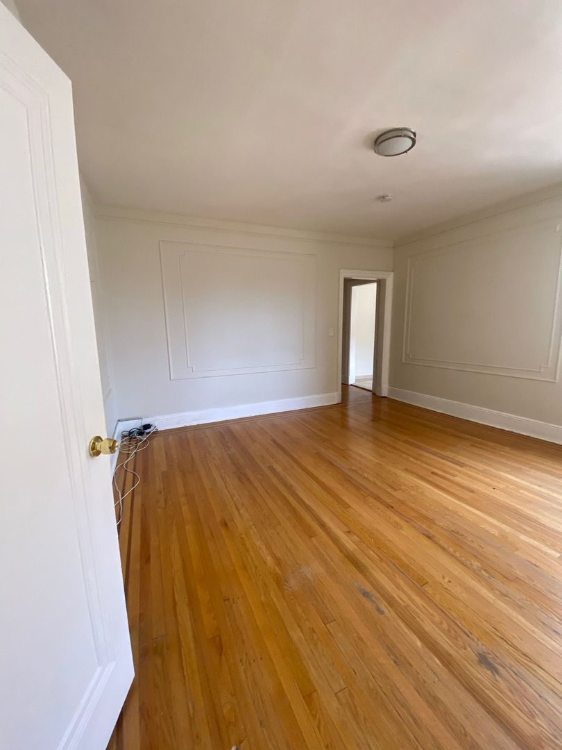 Bergenfield Apartment: 1 Murray Hill Terrace