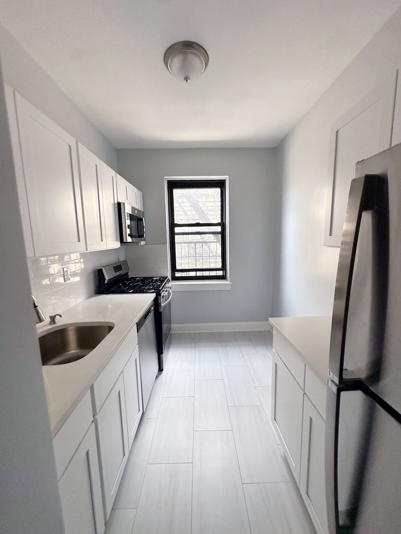 Jersey City Apartment: 28-30 Sherman Place