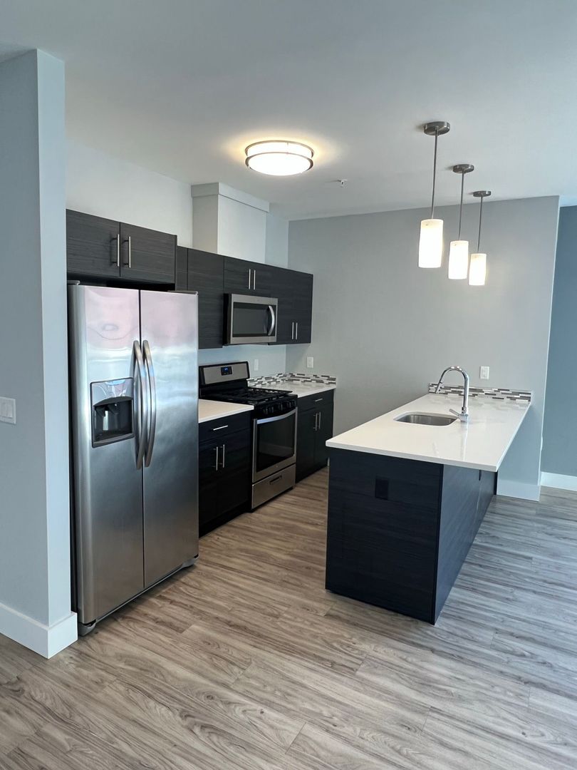 West New York Apartment: 5800 Washington Street