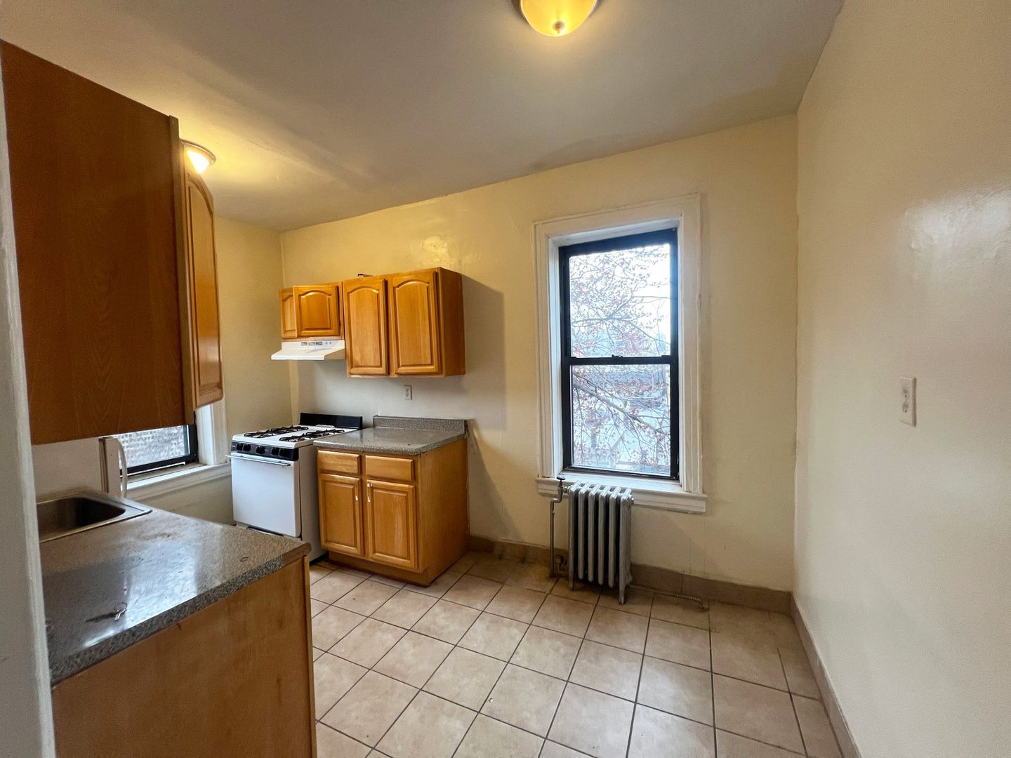 Jersey City Apartment: 68 Van Reypen