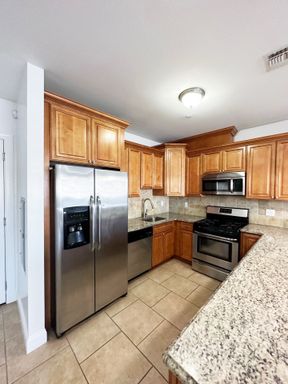 1 Bedroom - 68 West Utopia