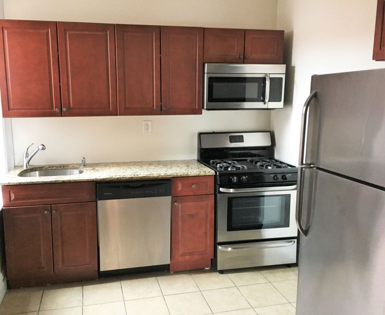 Bayonne Apartment: 930 Avenue C