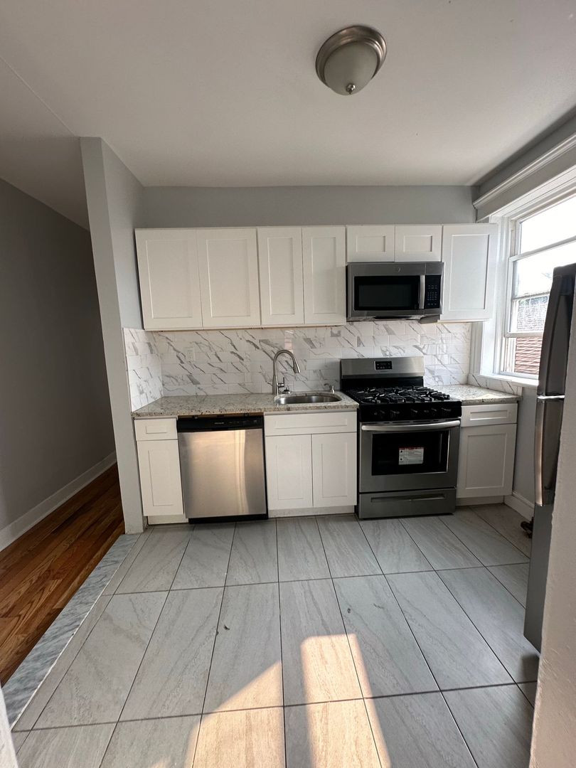 Union City Apartment: 309-311 6th Street