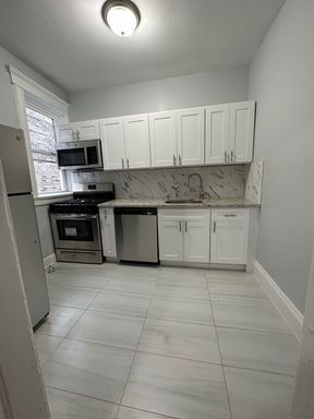 2 Bed 1 Bath Rental at 309-311 6th Street - E4, Union City, NJ – photo 1