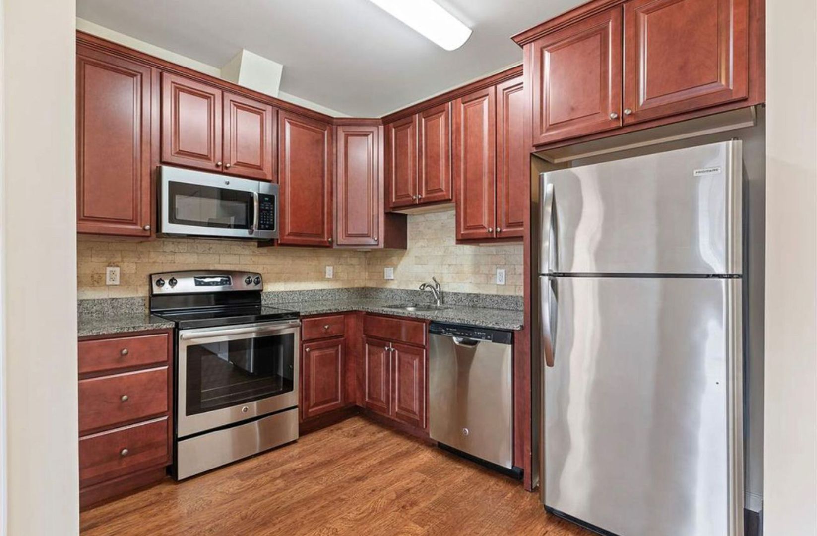 West New York Apartment: 5609 Jefferson Street