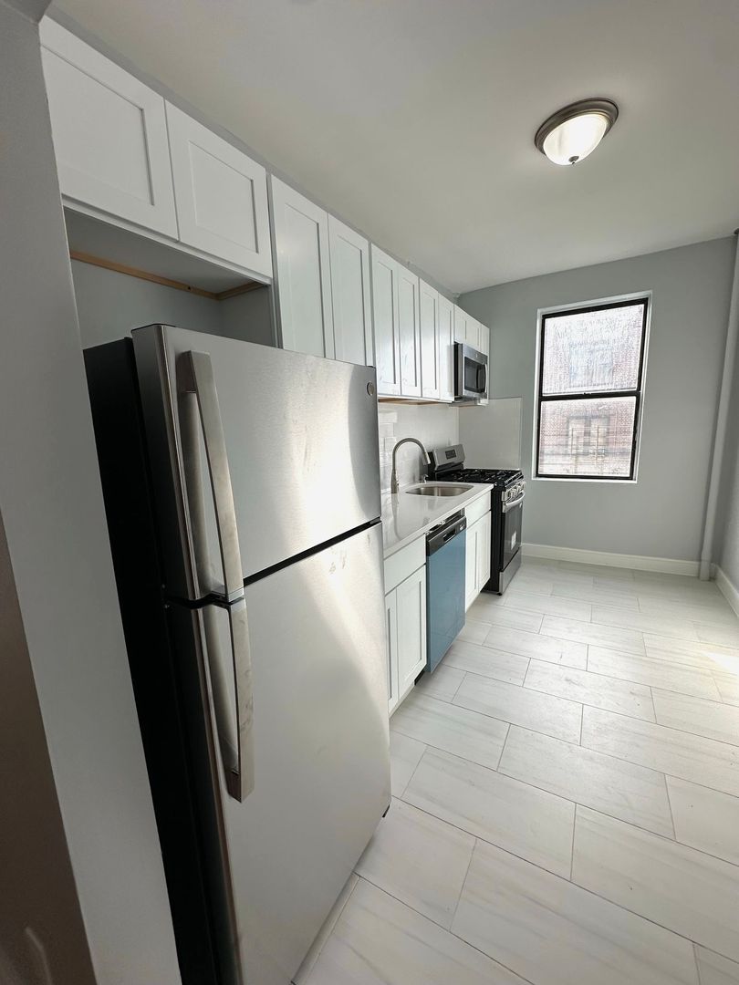 West New York Apartment: 90 64th Street
