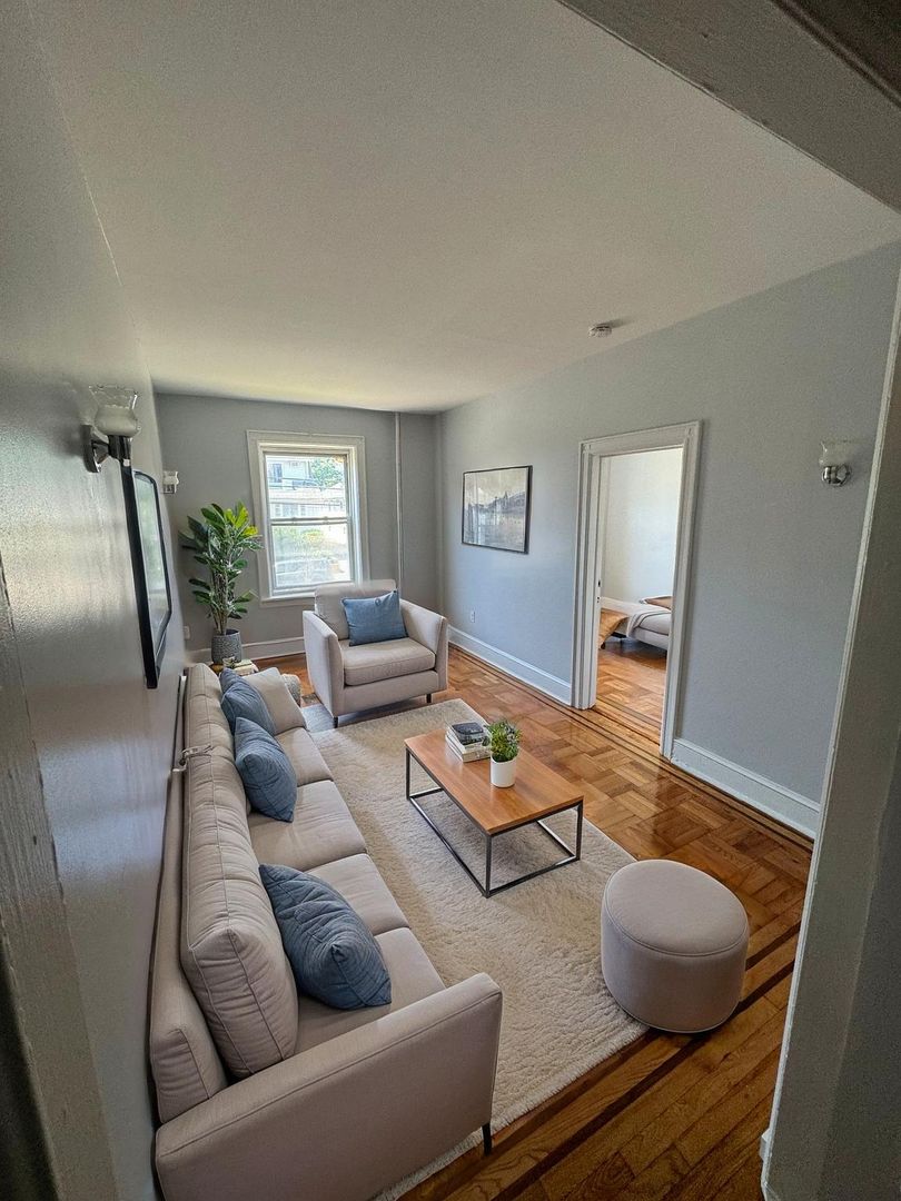 Bayonne Apartment: 85-87 West 32nd Street