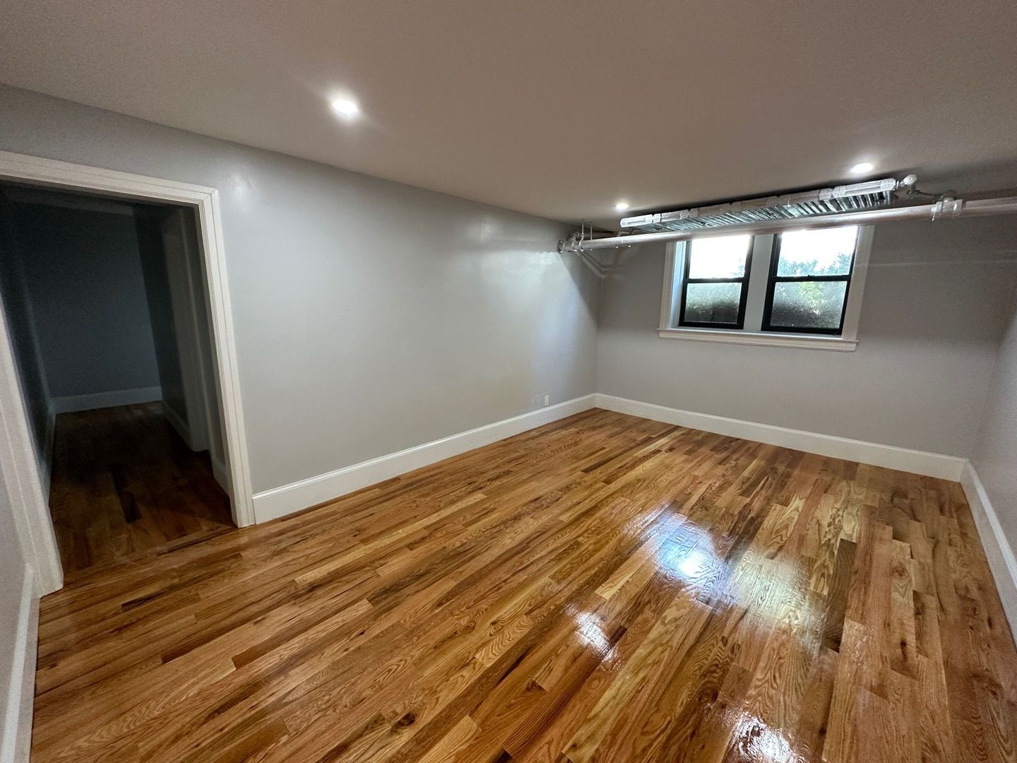 Bergenfield Apartment: 1 Murray Hill Terrace