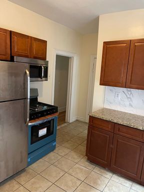 Spacious 2 Bedroom For Rent! – photo 1
