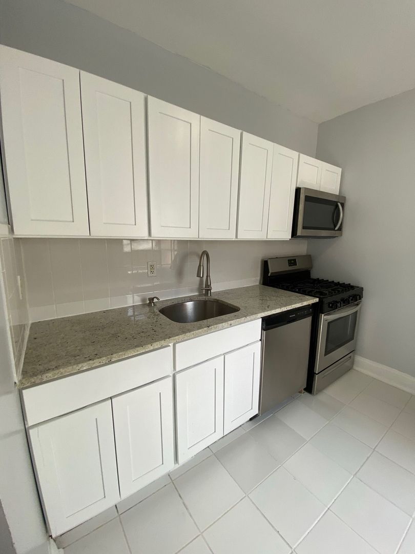 West New York Apartment: 6412 Park Avenue