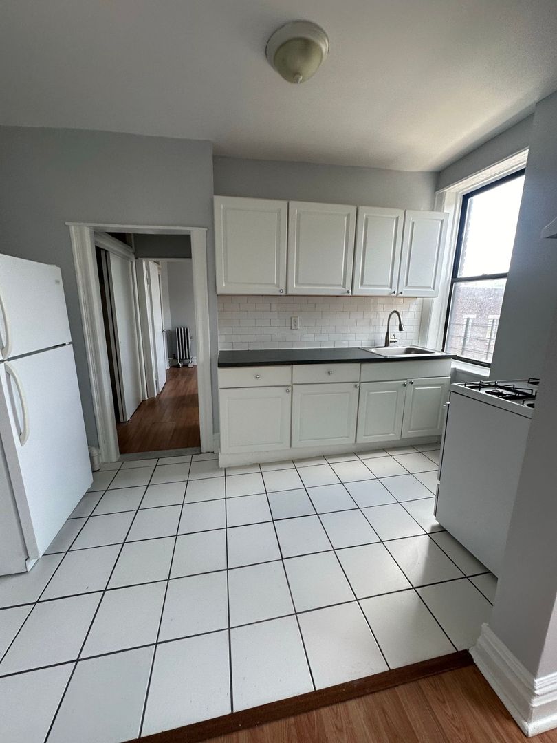 West New York Apartment: 525 60th Street